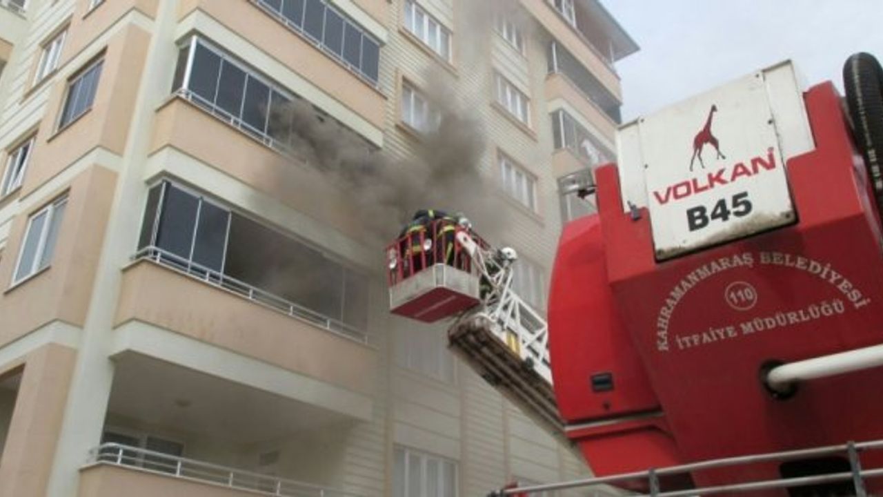 Büyükşehir İtfaiyesi, Anne ve Çocuğunu Kurtardı