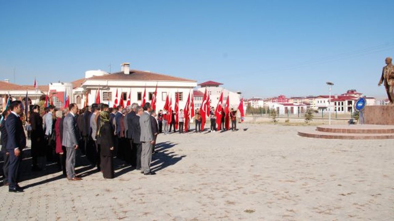 Afşin'de 24 Kasım Öğretmenler Günü Kutlandı