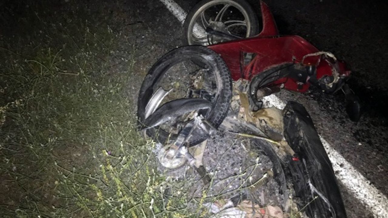 Yol kenarında yaralı bulunan motosiklet sürücüsü öldü