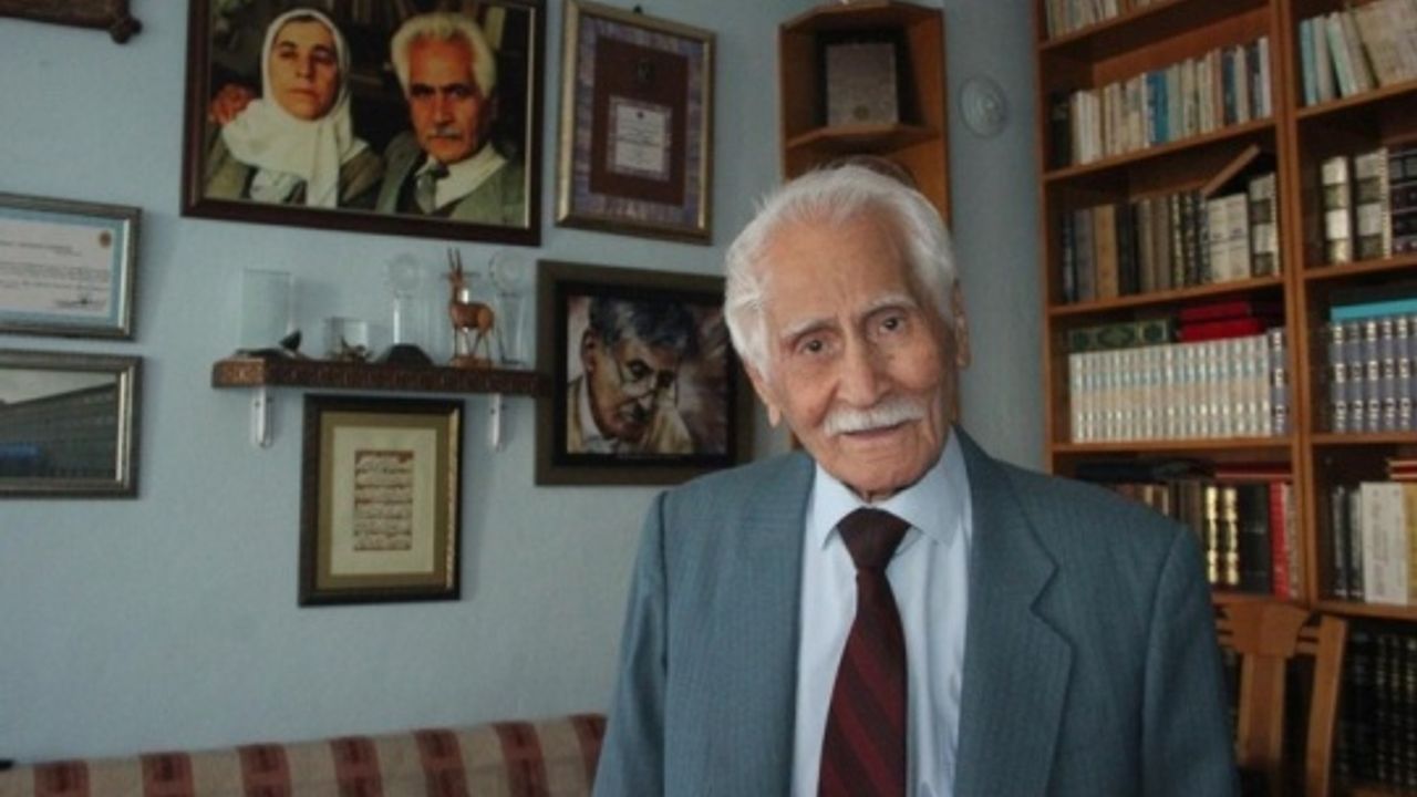 Şair-Yazar Bahaettin Karakoç Hayatını Kaybetti