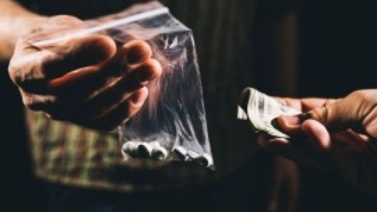 Elbistan'da çocuklara uyuşturucu satanlara ceza