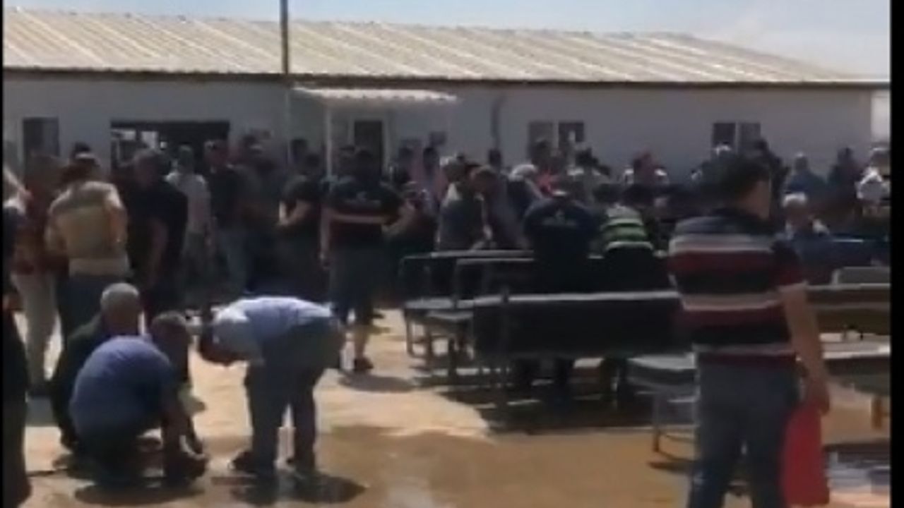 Maaş Artışı İsteyen Maden İşçileri İş Bıraktı