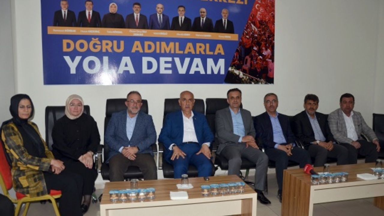 Bakan Kirişçi ve AK Parti Milletvekillerinden Afşin’e Teşekkür Ziyareti