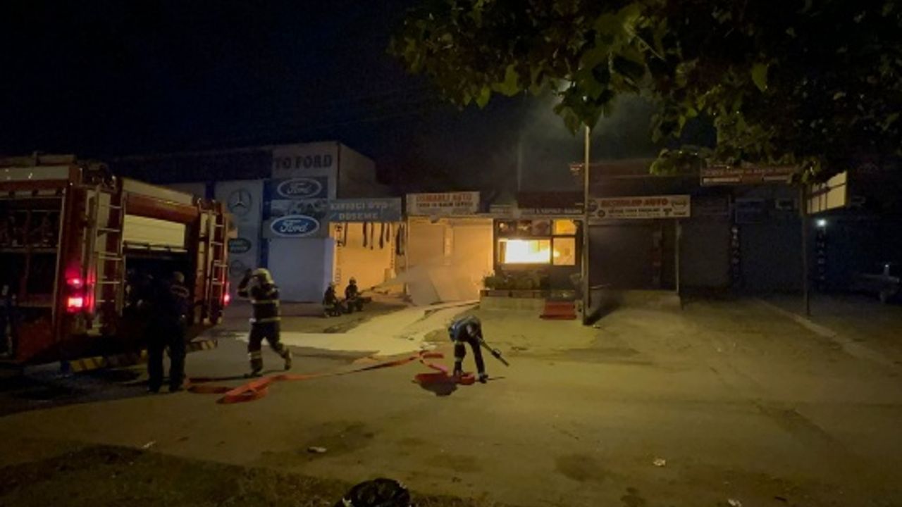 Kahramanmaraş'ta Bir İşletmede Çıkan Yangın Söndürüldü