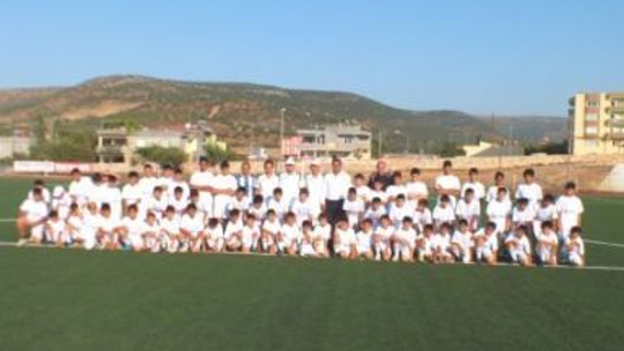 Pazarcık'ta İlk Yaz Futbol Okulu