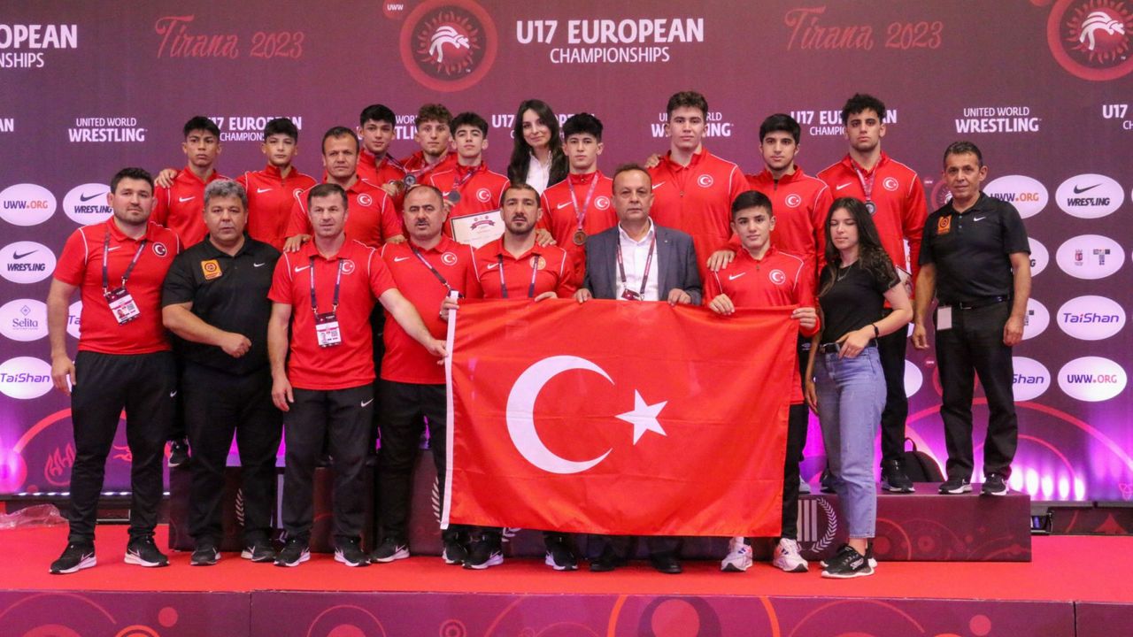 Afşinli Güreşçi Temur, U17 Avrupa Güreş Şampiyonası’nda İkinci Oldu