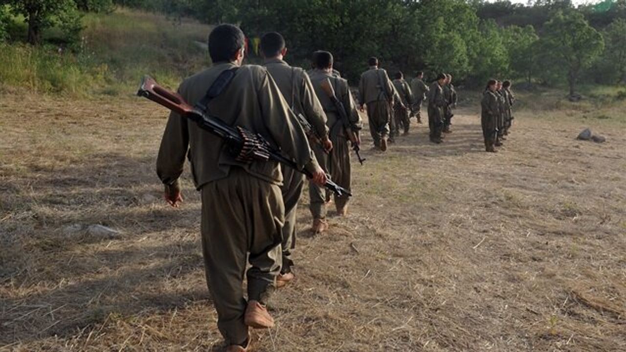 PKK’lı Teröristler Türkiye’ye Girmeye Çalışırken Yakalandı