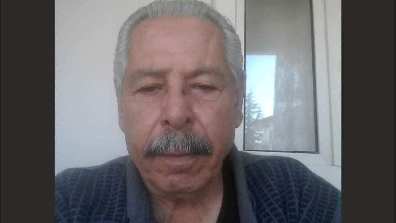 Mustafa Aksakal Vefat Etti