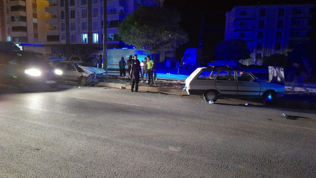 Afşin’de Trafik Kazası: 5 Yaralı