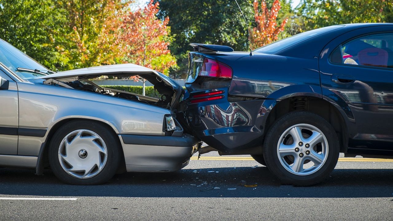 Kiralık araçla kaza yaptığınız durumlarda izlemeniz gereken yol