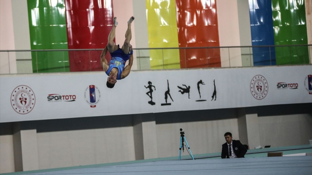 Artistik Cimnastik Dünya Challenge Kupası başladı