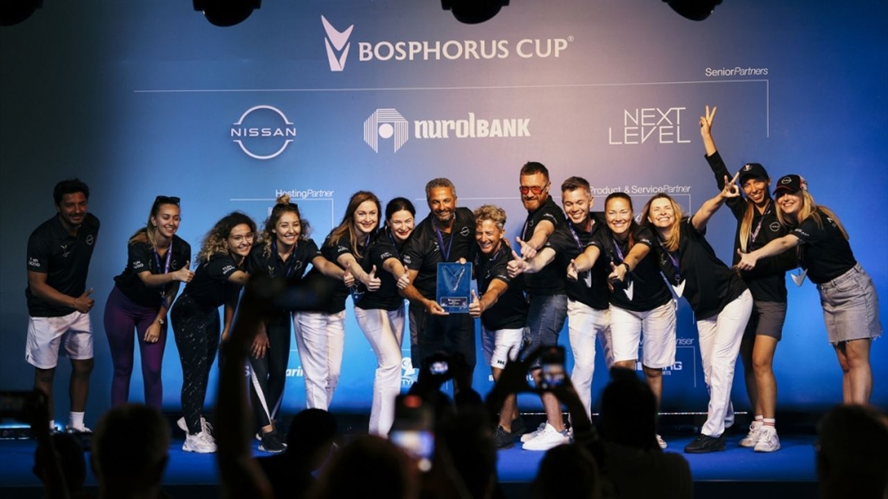 Nissan Türkiye Yelken Takımı'ndan Bosphorus Cup'a 2 ayrı birincilik kupası