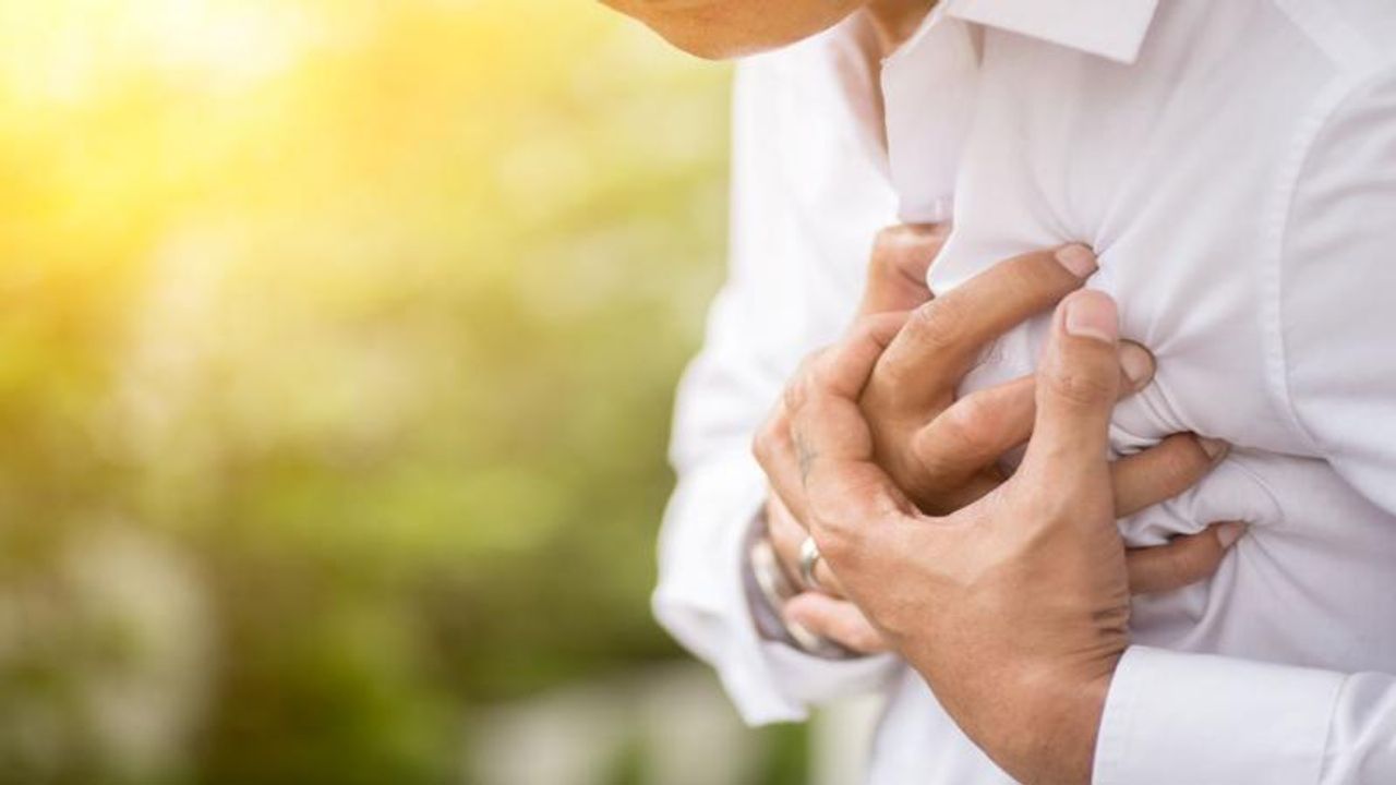 Kalp Krizinden Önceki Gün Görülen Uyarı Semptomları Keşfedildi