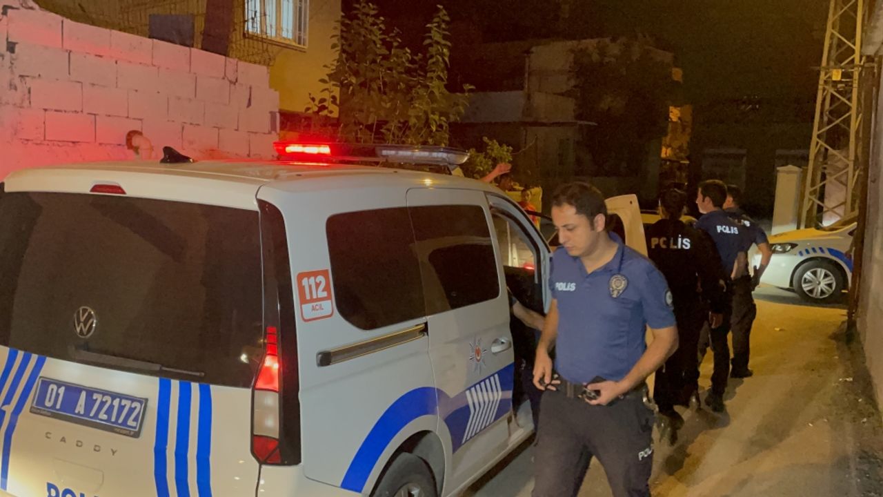 Otomobille polisten kaçmaya çalışan ehliyetsiz sürücü kovalamacayla yakalandı