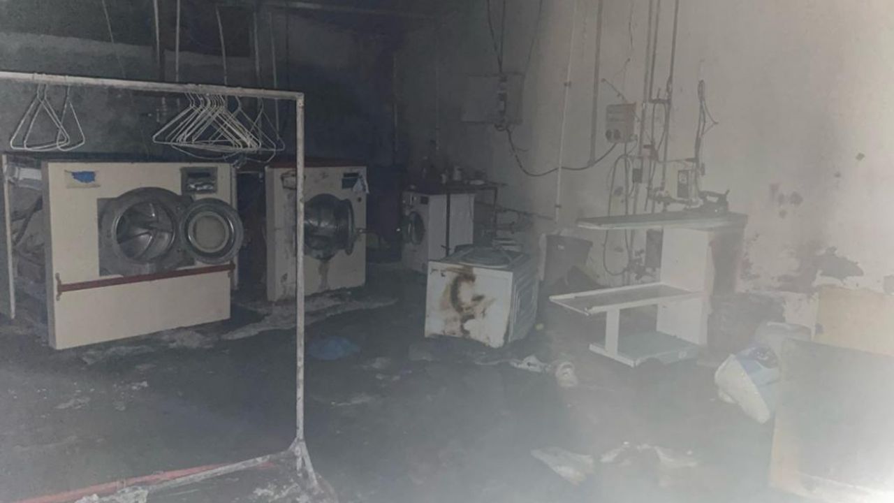 Alanya'da çamaşırhanede çıkan yangın hasara neden oldu