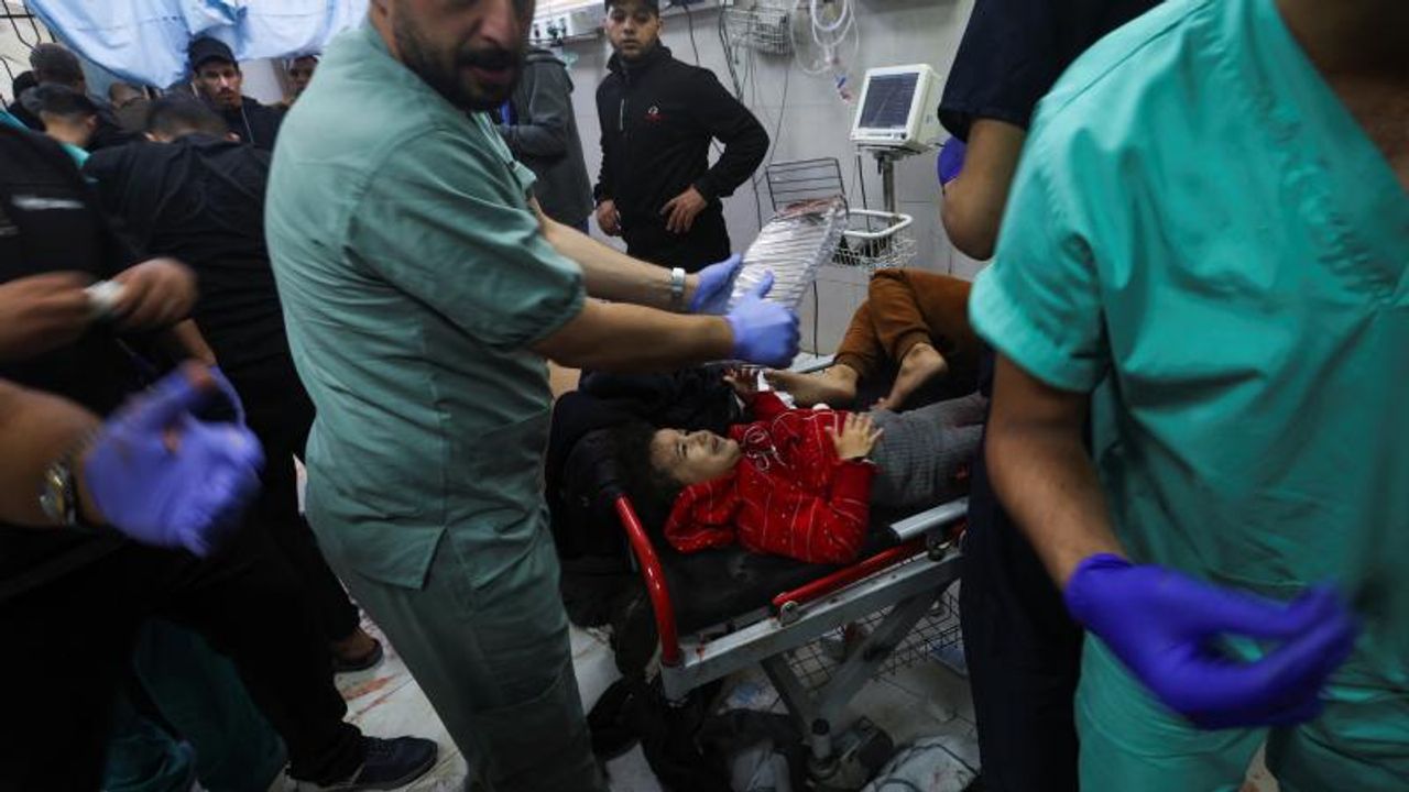 İsrail ordusunun Gazze Şeridi'ne gece boyunca düzenlediği saldırılarda çok sayıda kişi öldü