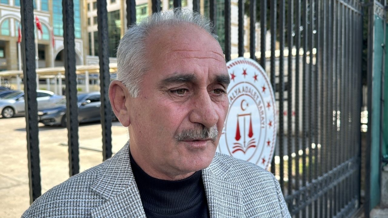 Antalya'da tehdit ettikleri öne sürülen sanıklara hapis cezası