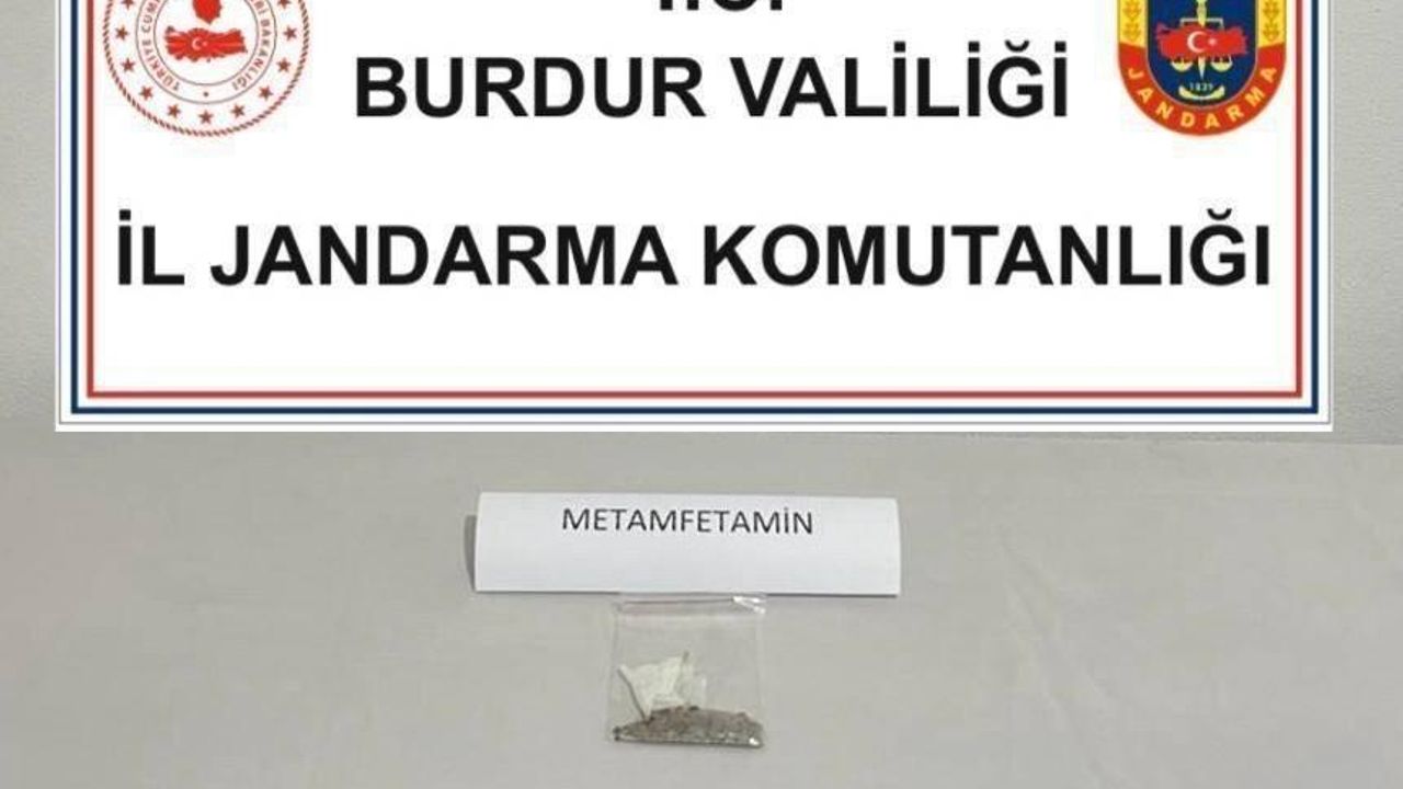Burdur’da uyuşturucu ve kaçakçılık operasyonunda 2 şahıs tutuklandı