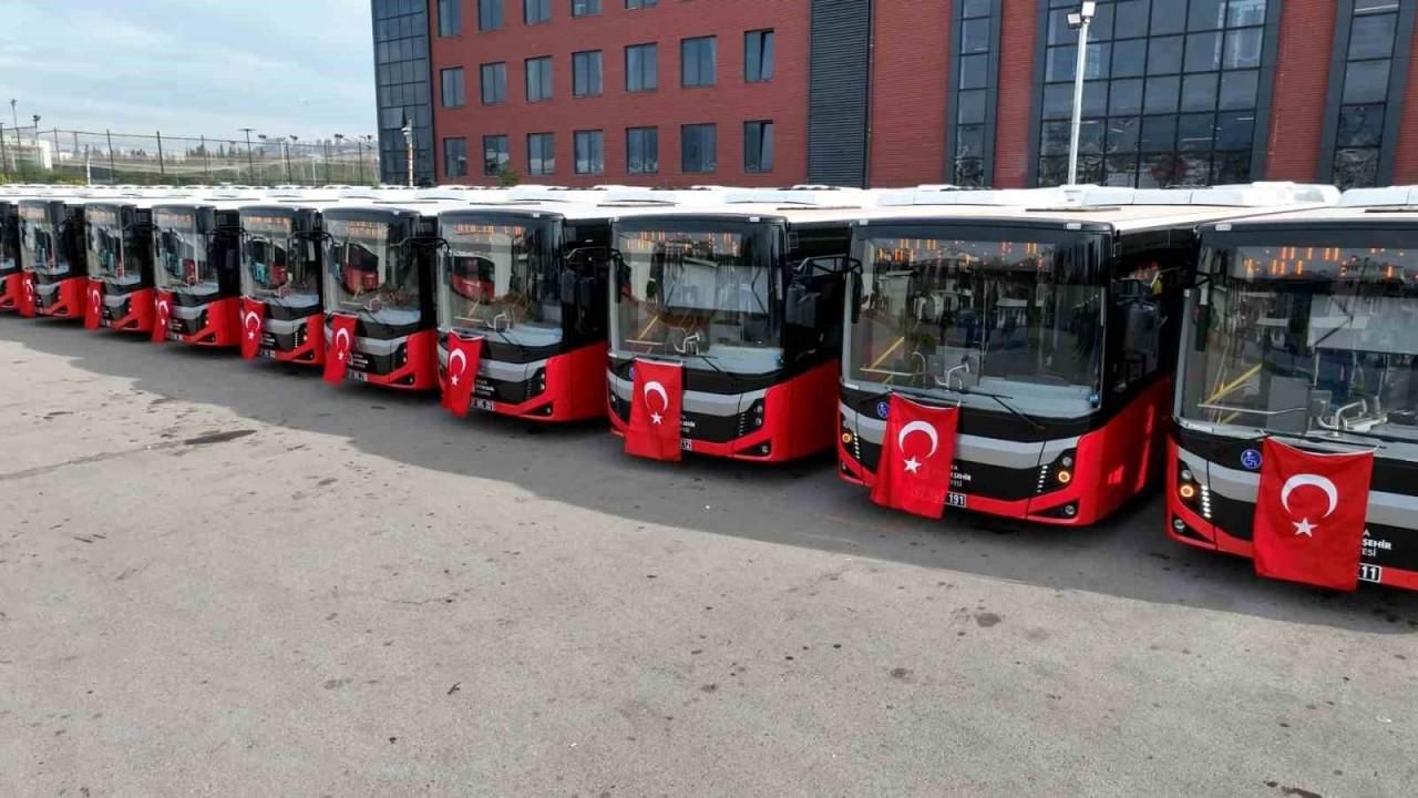Büyükşehir toplu taşıma filosuna 20 yeni otobüs daha kattı