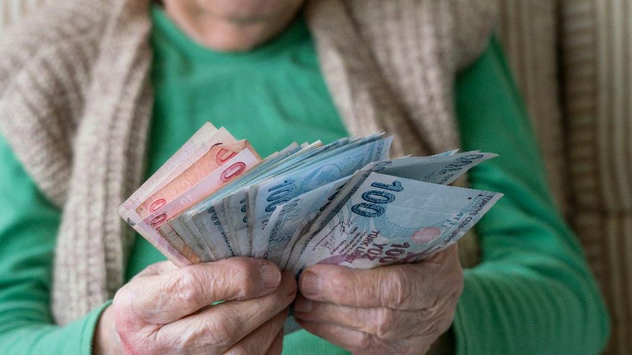 Emeklilerin Bayram İkramiyeleri Artıyor - Yeşil Afşin Gazetesi