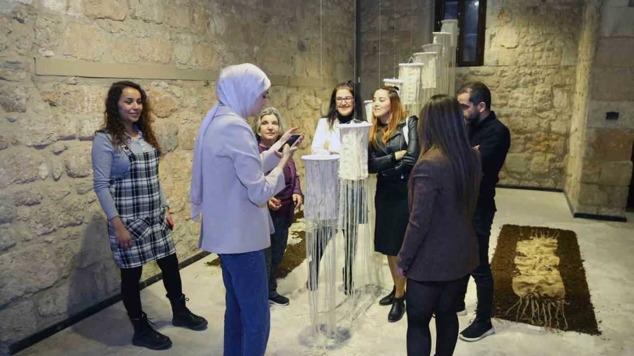 Mersin'de "Eski ve Yeni Karma Tekstil Tasarım Sergisi" açıldı - Yeşil Afşin  Gazetesi