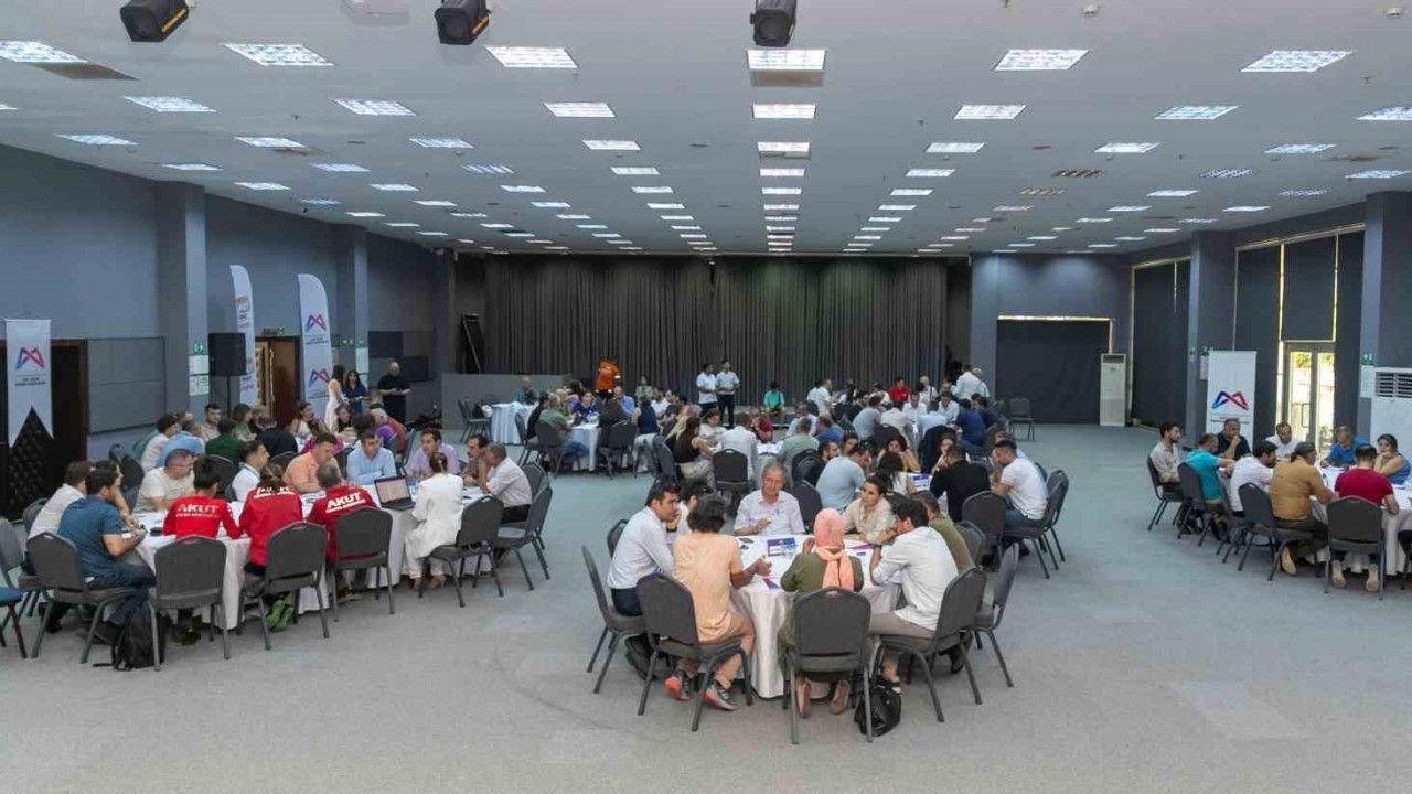 Mersin’de ’Afet ve İmar Çalıştayı’ yapıldı