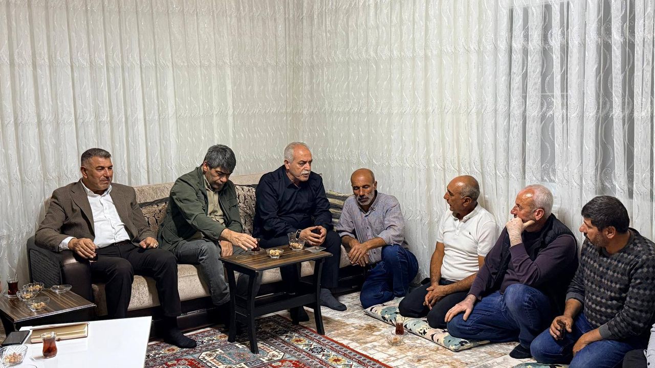 Afşin Ülkü Ocakları’ndan “Hayırlı Günler Komşum” ve “Derdiniz Derdimizdir” Ziyaretleri