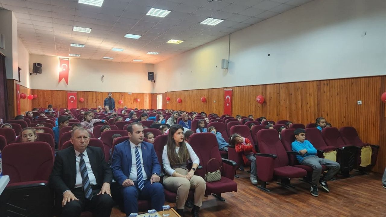 Saimbeyli'de 'Sağlıklı Çocuk Sağlıklı Gelecek' eğitim programı düzenlendi