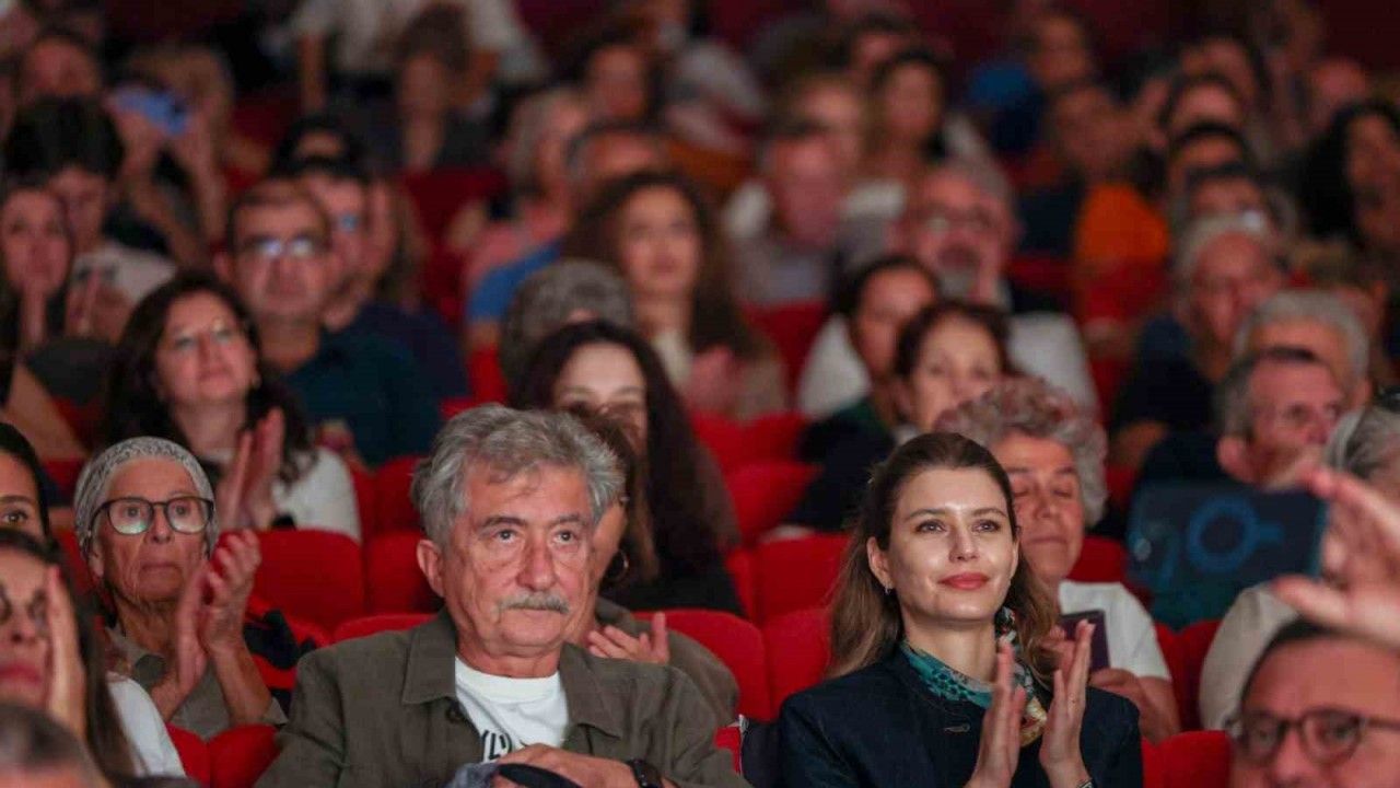 Altın Portakal’da beyazperdeye, hayatta kalma hikâyeleri yansıdı