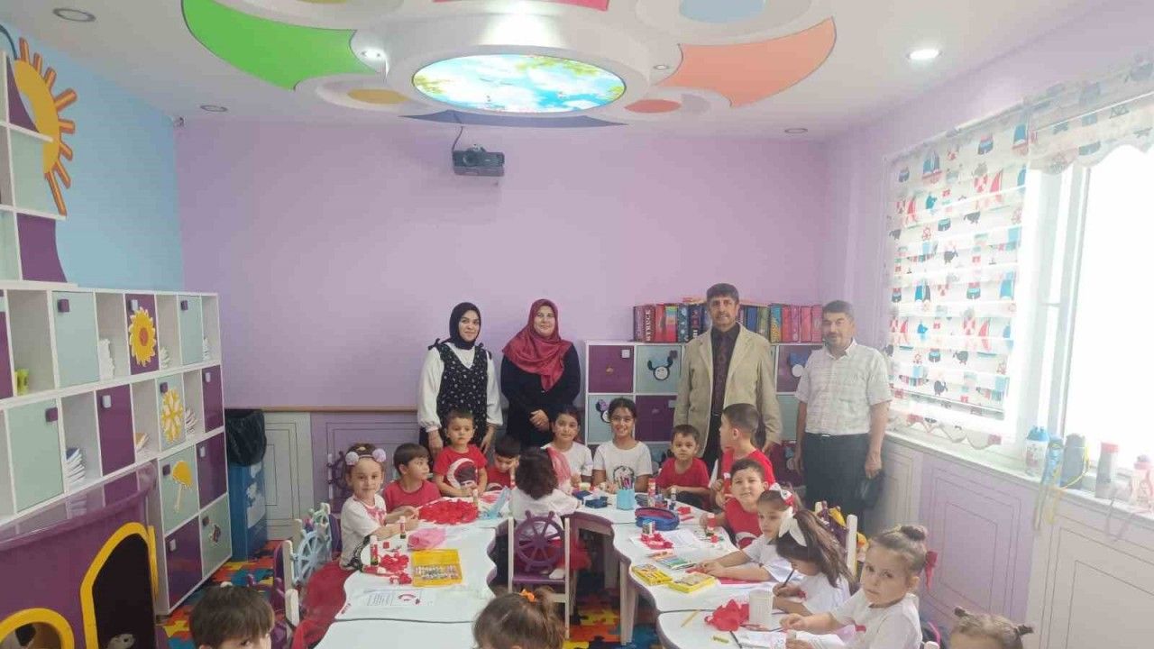 Anamurlu miniklerden Cumhuriyet Bayramı coşkusu