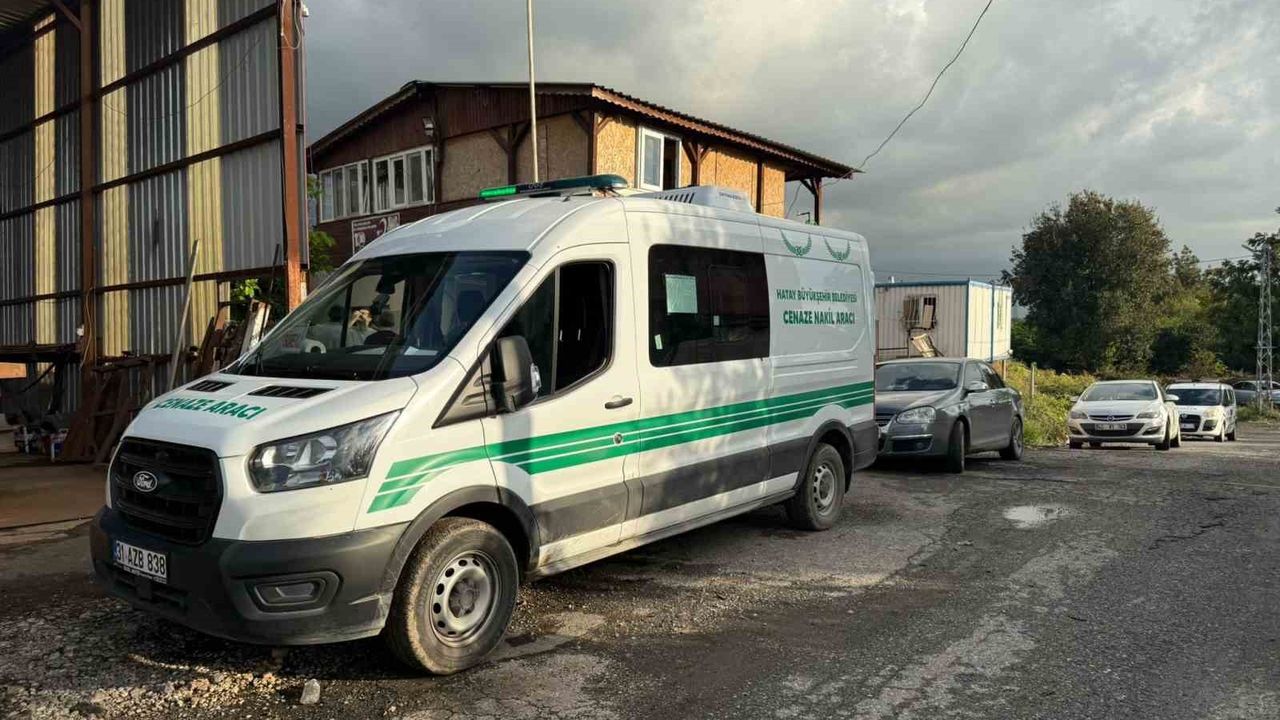 Dörtyol’da depo bekçisi kalp krizi geçirerek öldü