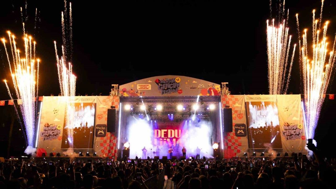Mersin Gençlik Festivali coşkuyla başladı