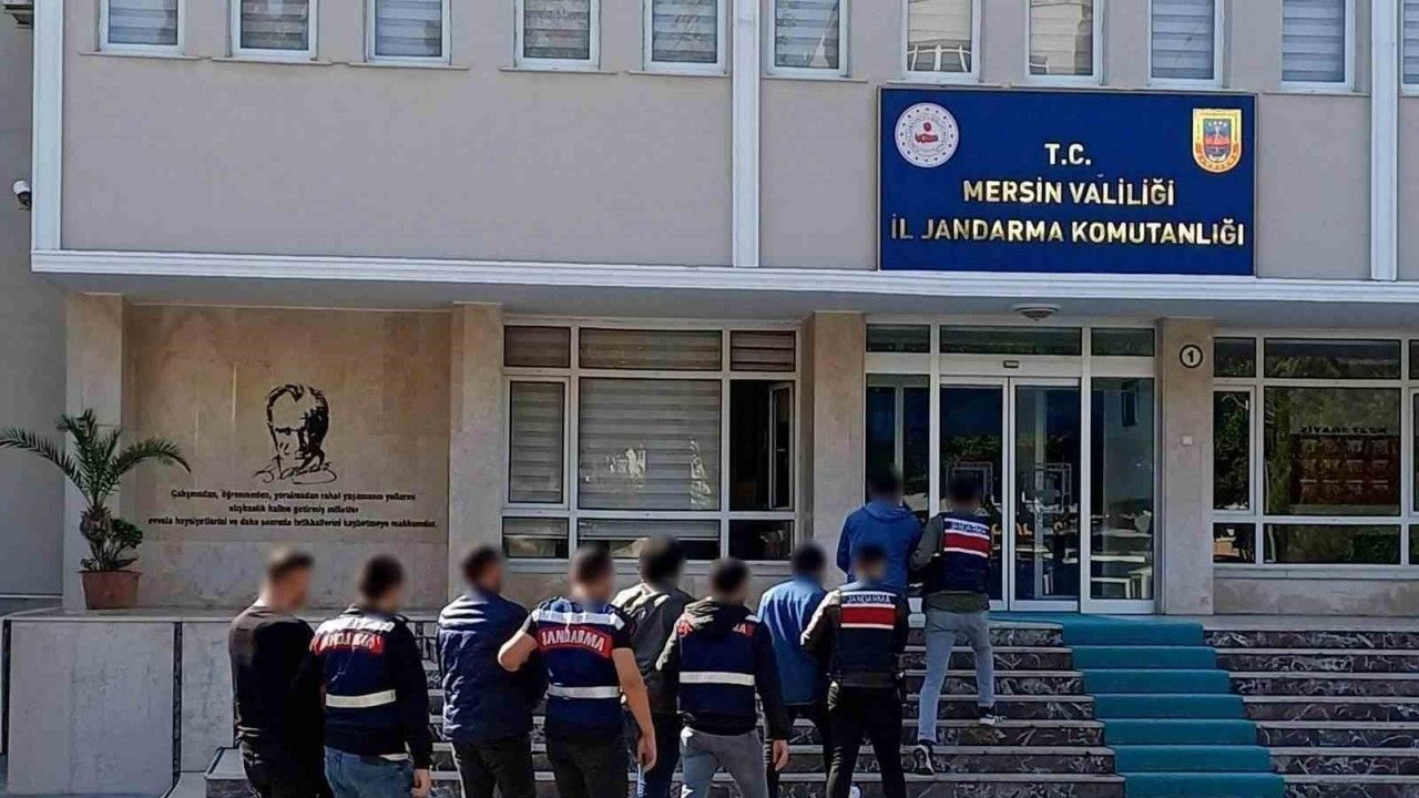 Mersin’de aranan 5 şahıs jandarma ekiplerince yakalandı