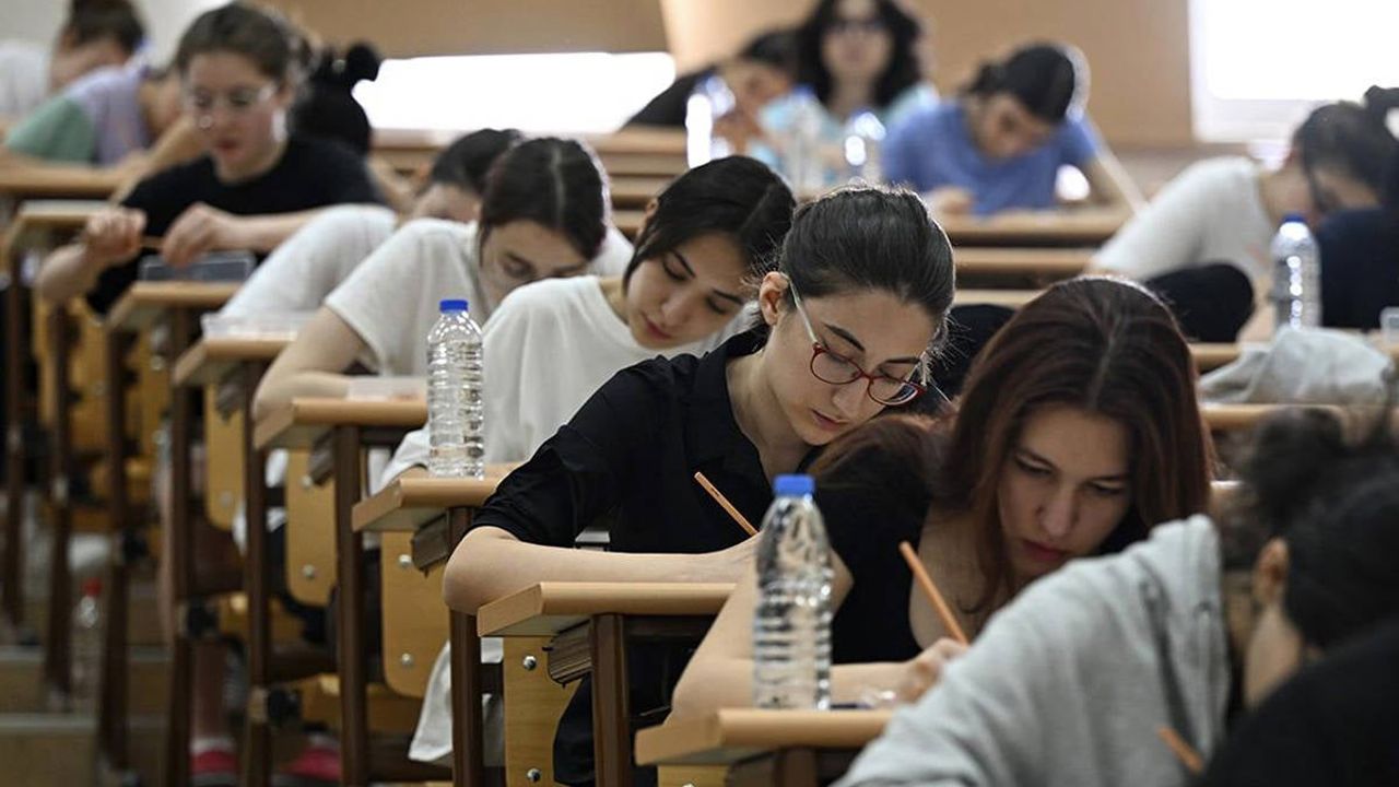 Büyükşehir’den Üniversite Adaylarına Bir Destek Daha; 11 İlçede Ücretsiz YKS Kursu