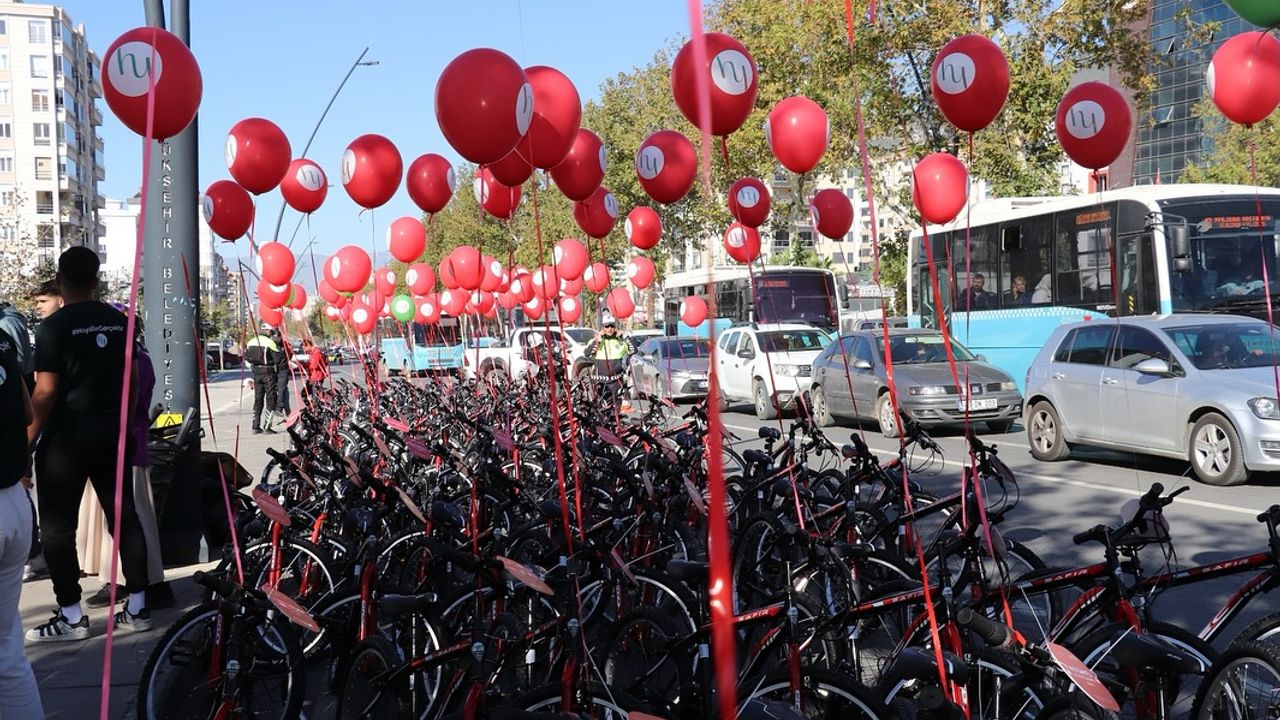 Kahramanmaraş’ta “Kırmızı Bisikletle Yeniden Doğuş Maratonu” Etkinliği Düzenlendi