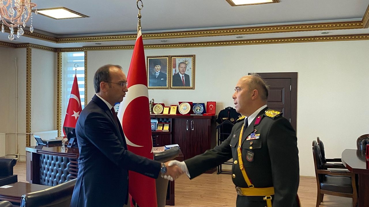 Kaymakam Sarıdoğan, Cumhuriyet Bayramı Tebriklerini Kabul Etti