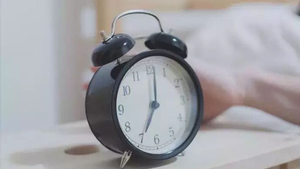 Avrupa’da saatler geri alındı