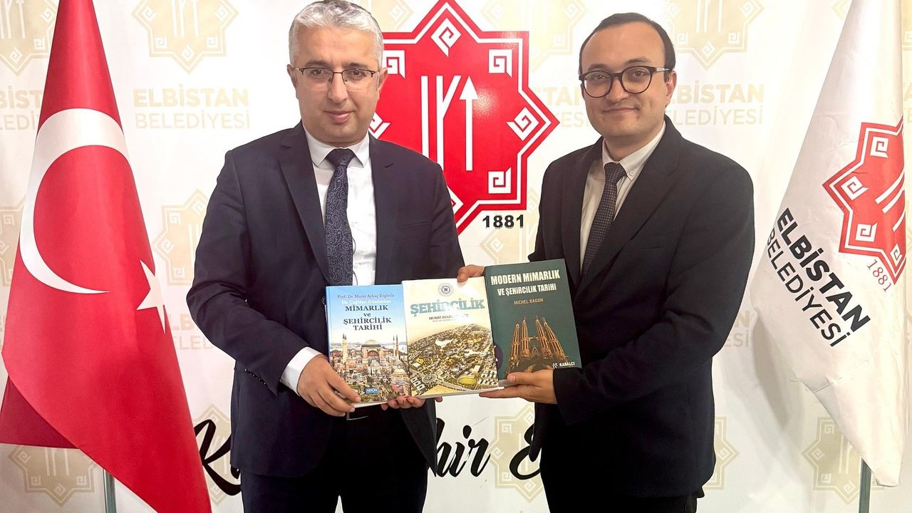 Tarihçi-Yazar Orhan Saydam’dan Anlamlı Ziyaret