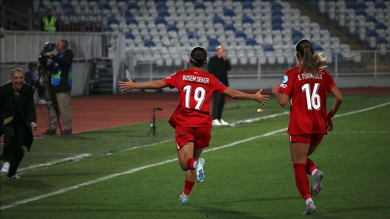 A Milli Kadın Futbol Takımı, yarın Kosova'yı konuk edecek