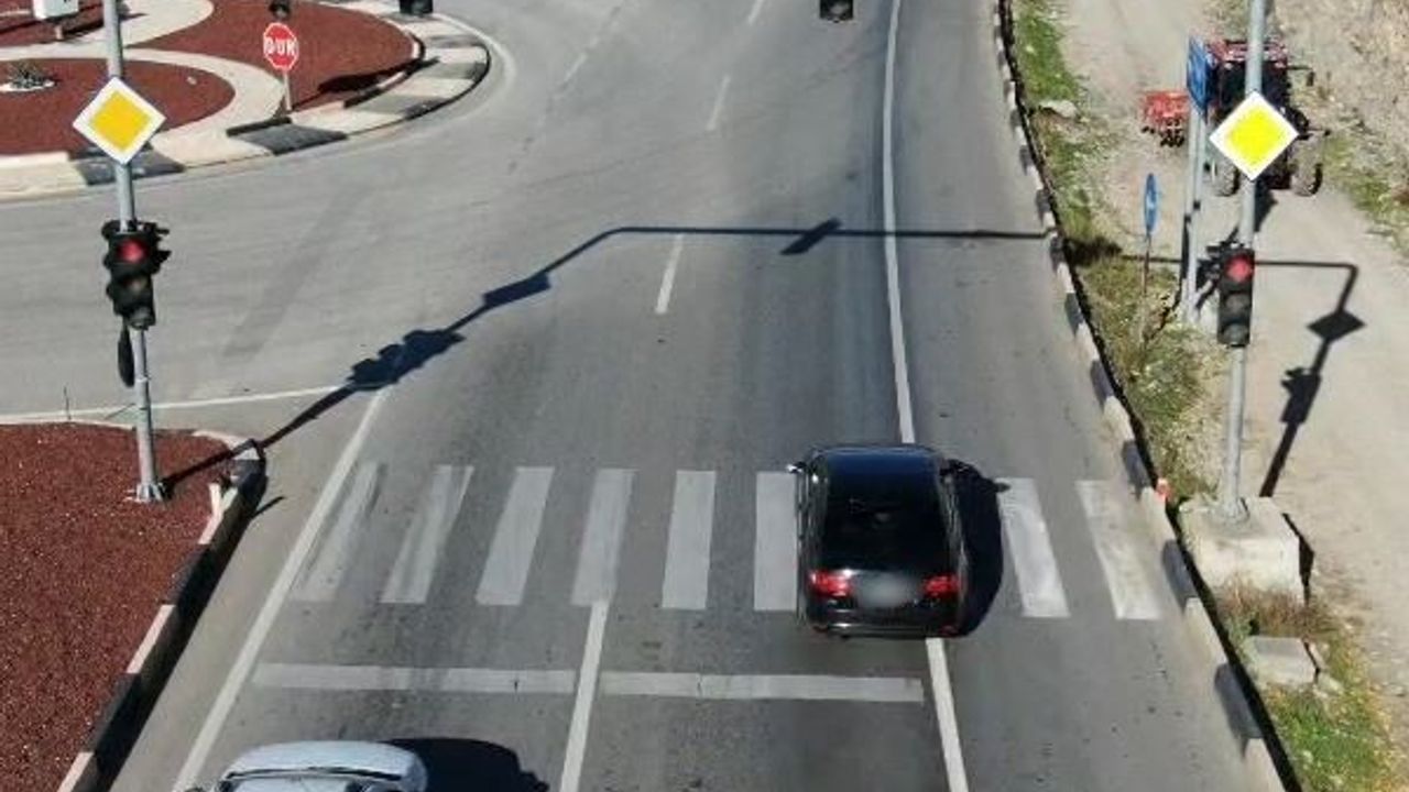 Burdur’da polisten trafik denetimi