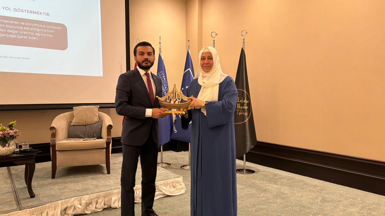 'Devlet himayesindeki' gençlere yönelik düzenlenen çalıştay tamamlandı