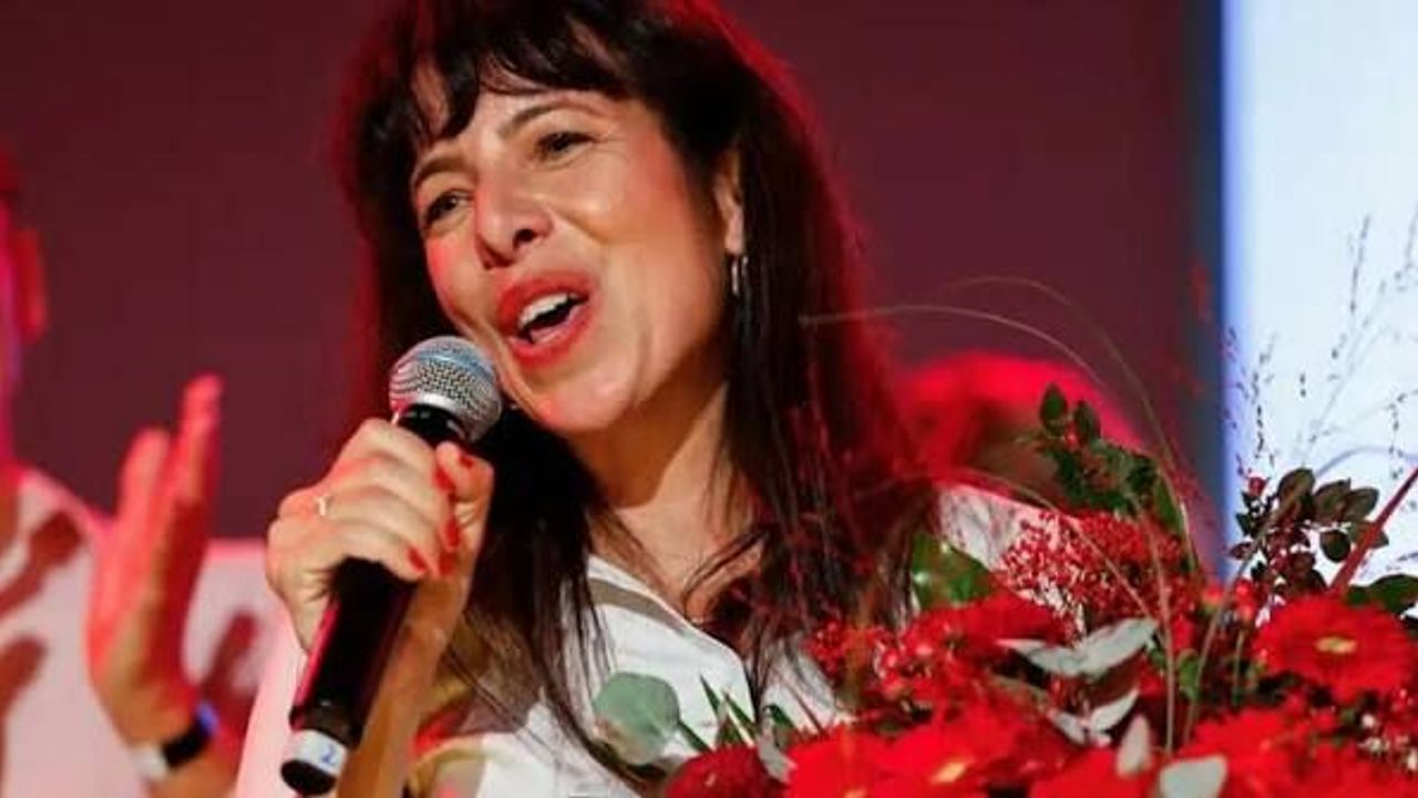 Elif Eralp'ten Berlin seçimlerinin ardından dikkat çeken mesaj: “Tarih yazdık arkadaşlar”