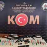 Burdur'da 27 adet tarihi eser ve 79 adet sikke ele geçirildi