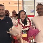 Çifte Altınla Kahramanmaraş’a Döndü! Şampiyon Safiye’ye Davullu Zurnalı Karşılama