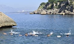 Kadınların spora teşvik edilmesi için su jimnastiği kursu düzenlendi