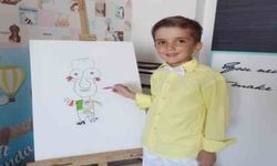 7 Yaşındaki Yiğit, Ünlü Bir Karikatürist Olmak İstiyor
