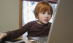 Çocukların Öğrenmesi Gereken 11 İnternet Görgü Kuralı