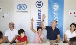 Allianz Grubu, UNICEF ile birlikte deprem bölgesini ziyaret etti