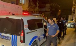 Otomobille polisten kaçmaya çalışan ehliyetsiz sürücü kovalamacayla yakalandı