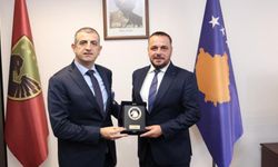 Baykar Genel Müdürü Bayraktar'a Kosova'da üstün hizmet madalyası